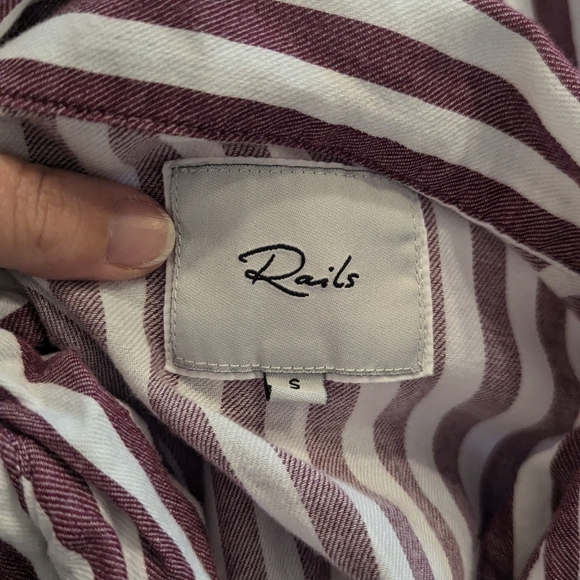 Rails Arcadia soft white and maroon stripe button down size S - Picture 6 of 9
